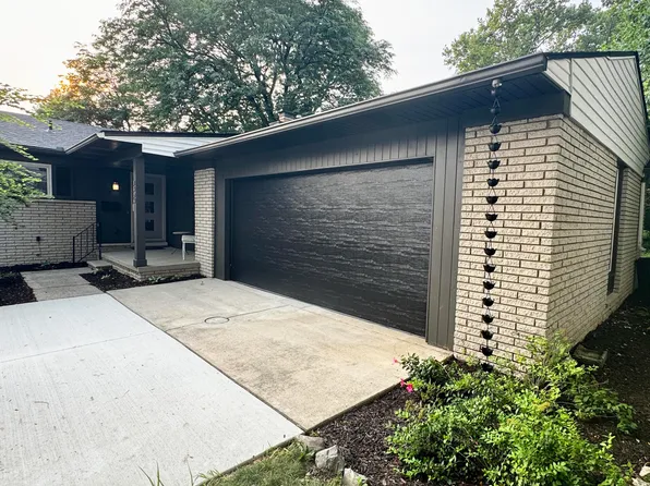 1526 Barnard Rd, Ann Arbor, MI 48103