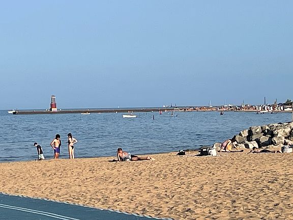 Thorndale beach and Hollywood Beach.