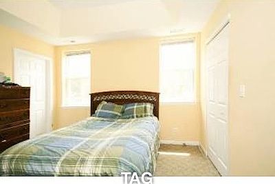 2nd image of 4008 S Calumet Ave #G