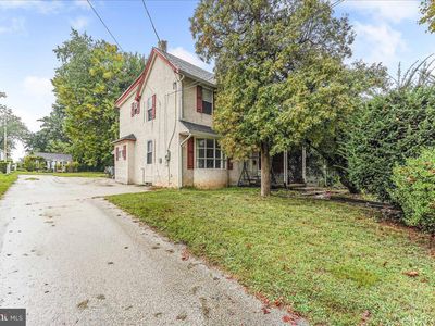 46 E Knowles Ave, Glenolden, PA, 19036