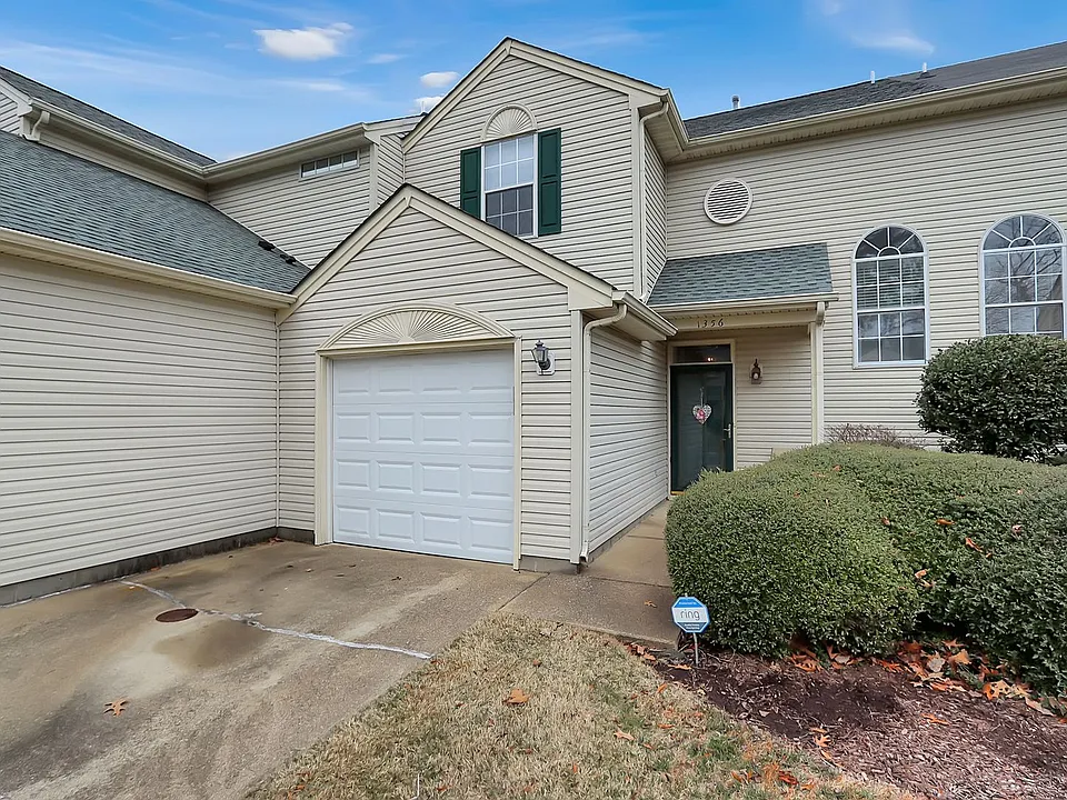 1356 Lake Dr