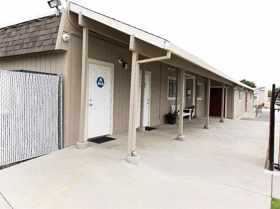 2nd image of 5901 Newbrook Cir Spc 84