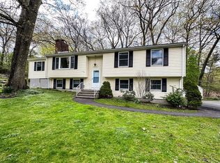 523 Greendale Ave, Needham, MA 02492