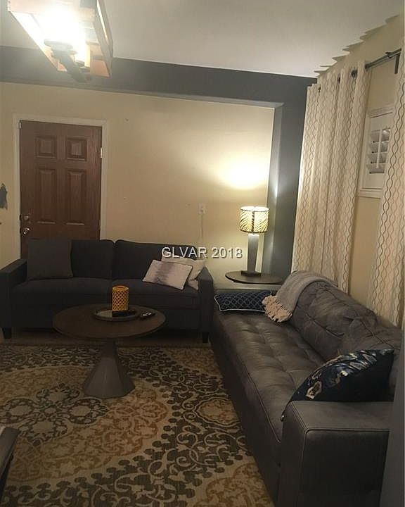 1st image of 3008 Vegas Dr