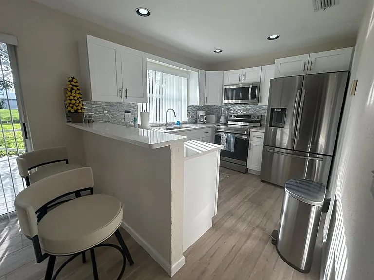 1140 Staghorn St — Photo 8