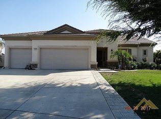 5700 Wisteria Valley Rd, Bakersfield, CA 93306