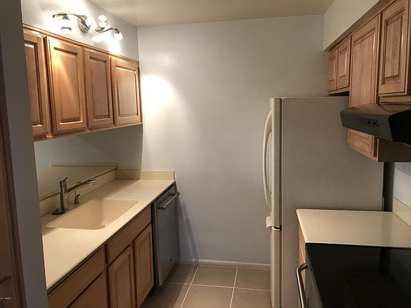 5th image of 3313 N 68th St Unit 108