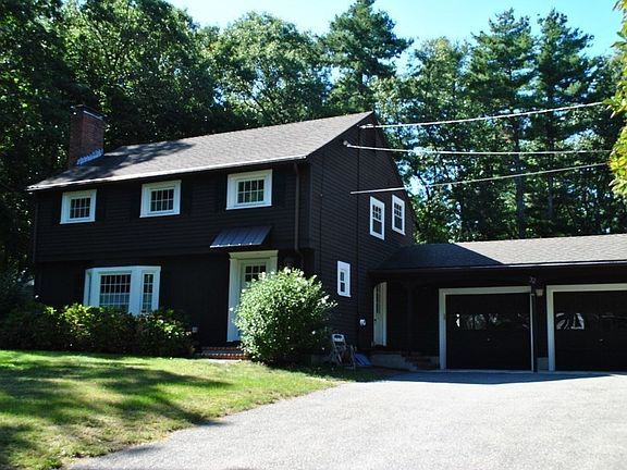 5th image of 32 Moore Rd