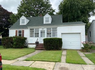 683 Lee St, Perth Amboy, NJ 08861