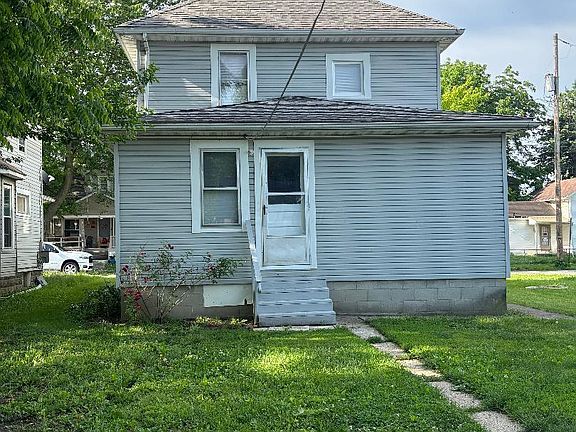 4th image of 138 W Mark St