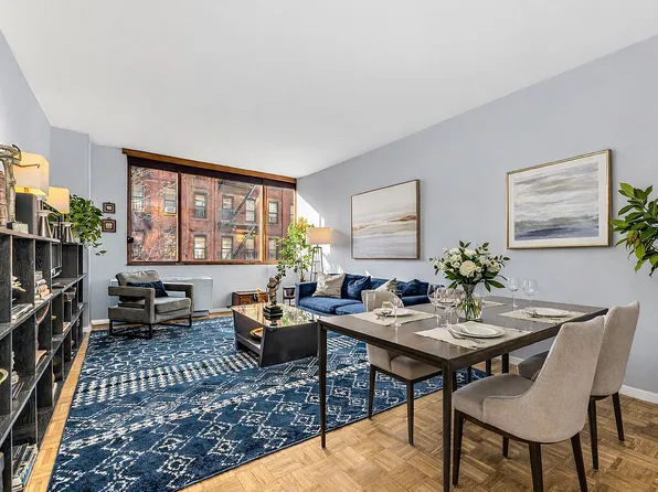 350 W 50th St APT 3F, New York, NY 10019
