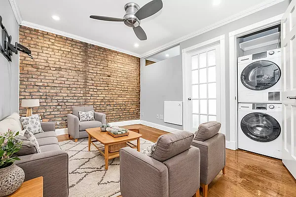 Rented by REAL New York | media 4