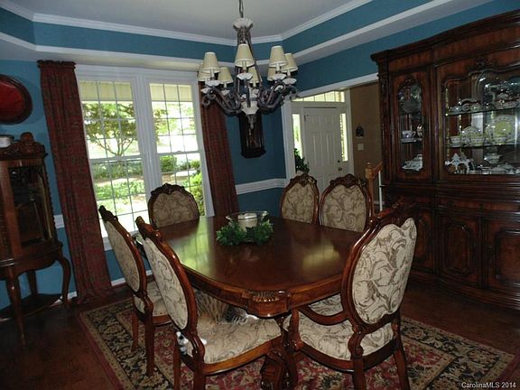 5th image of 133 Fernbrook Dr #2