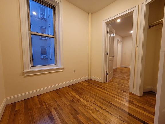 5th image of 408 W 44th St #83