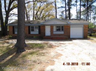 1510 Valiant Dr, Fayetteville, NC 28314