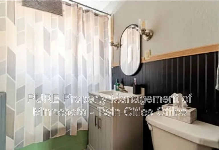 2104 Lowry Ave N #2 — Photo 10