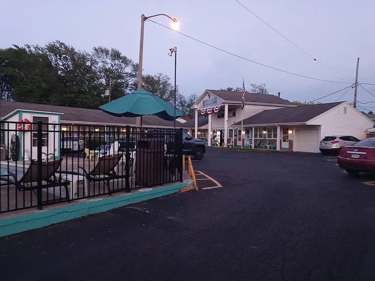 3701 W Lake Rd — Photo 5