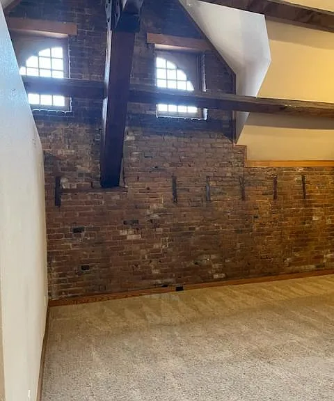 132 W B St #3G — Photo 5