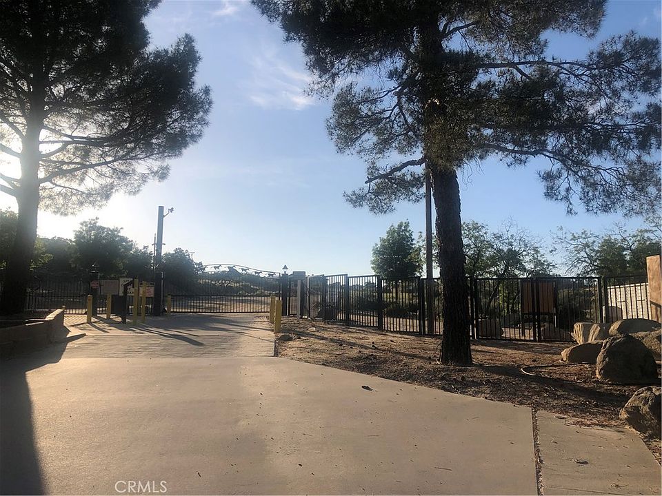 1st image of 982 Crazy Horse Canyon Dr #982
