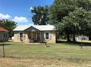 206 Oklahoma Ave, Arkoma, OK 74901