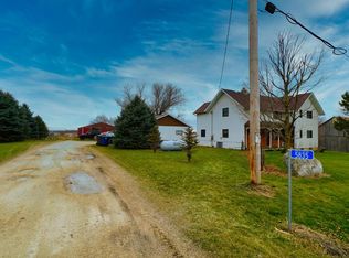 5835 Beaver Dam Rd, West Bend, WI 53090