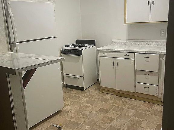 2nd image of 307 S Nowlan Ave