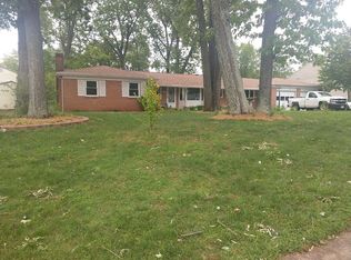 8879 Grant Ave, Manassas, VA 20110