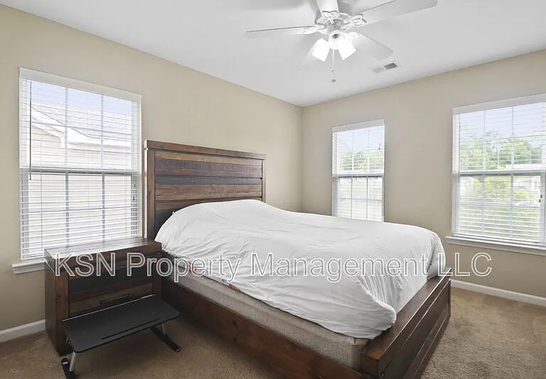 144 Tahoe Dr — Photo 30