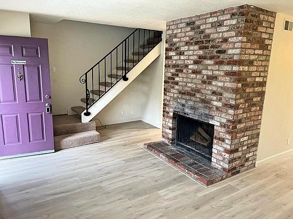 3rd image of 611 Trinity Dr APT B