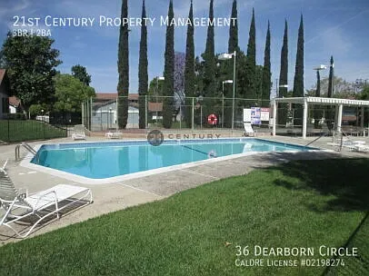 36 Dearborn Cir — Photo 21
