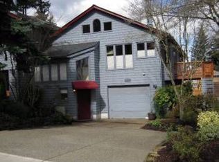 415 S Nevada St, Portland, OR 97219