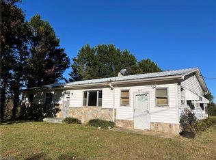 3491 Red Brush Rd, Mount Airy, NC 27030