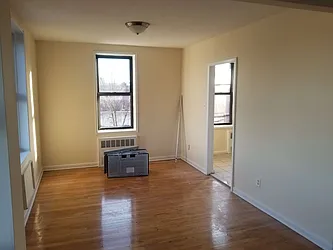 Rented by Max & Associates Realty Corp