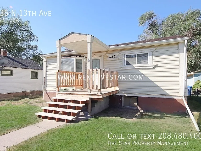 635 N 13th Ave — Photo 1