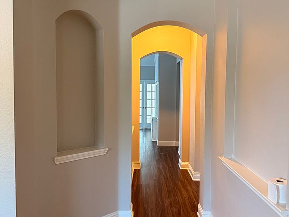 3rd image of 3105 Whispering Pine Blvd