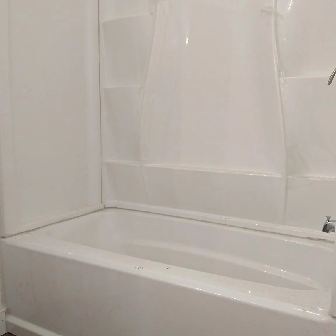 2 bed, 1.5 bath, 1200 sqft, $1,295 — Photo 3