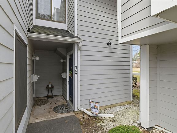 5th image of 367 Nassau Dr #367