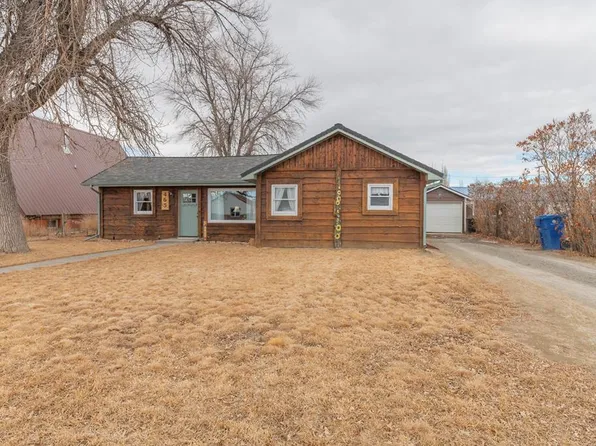 465 E 3rd Street, Lovell, WY 82431