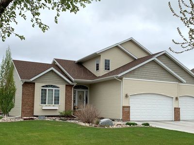 6144 16th St S, Fargo, ND, 58104