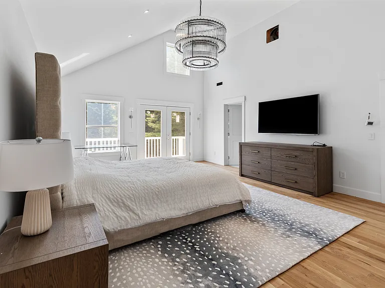 370 Seven Ponds Towd Rd — Photo 12