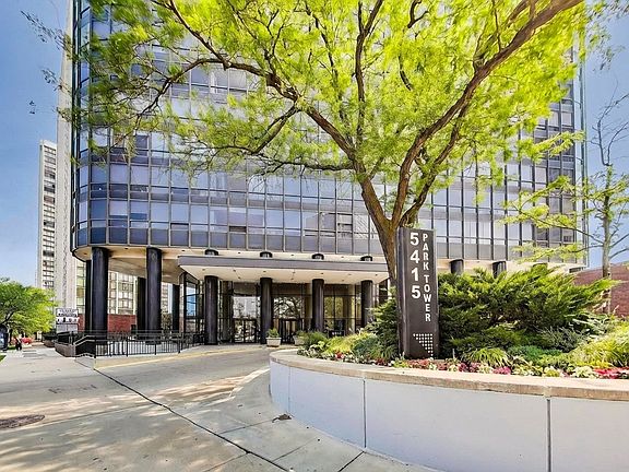 2nd image of 5415 N Sheridan Rd APT 3203