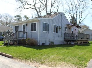 13 Blueberry Rd, Bourne, MA 02532