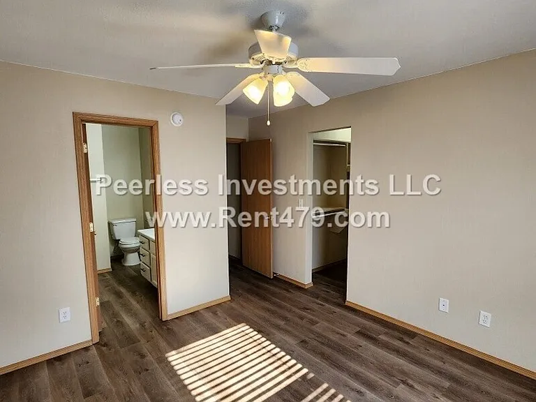844A Lariat St — Photo 8