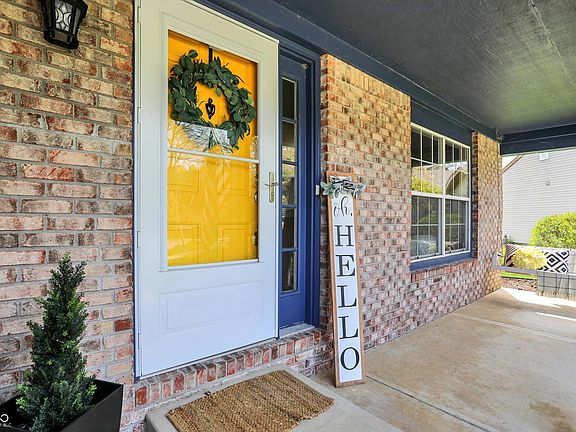 4th image of 17420 Dalton Ct