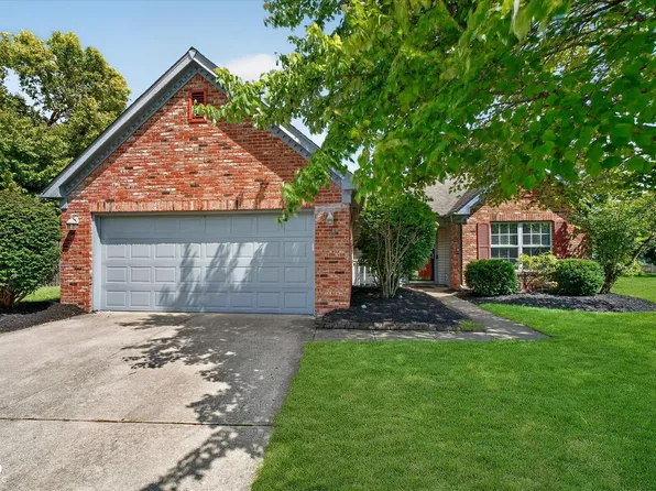 10996 Ridge Ct, Fishers, IN 46038