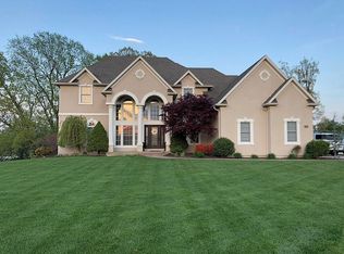 801 Copper Oaks Dr, Carl Junction, MO 64834