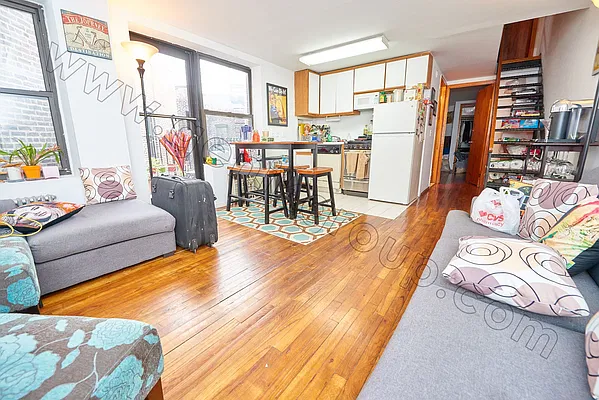 Rented by Genik Group Corp | media 38