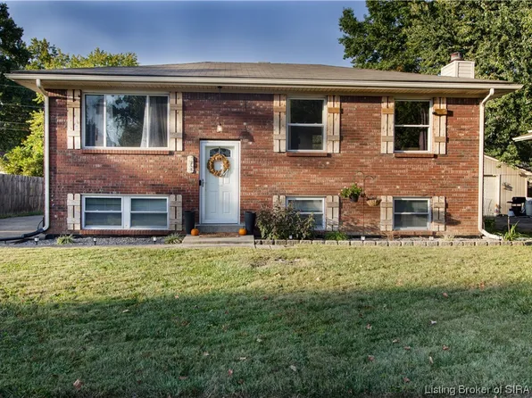 305 Pimlico Drive, New Albany, IN 47150