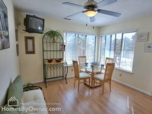 3044 Cape Henry Ct, Virginia Beach, VA 23451