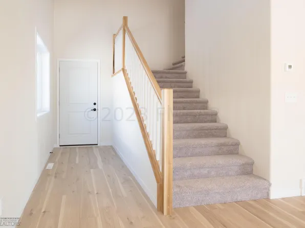 2580 Fulton Loop S, Fargo, ND 58104